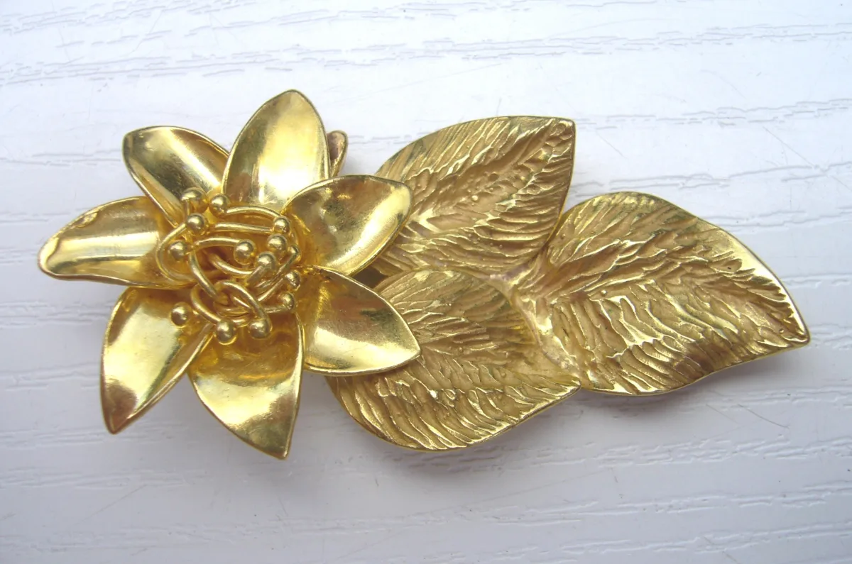 Collier,bague,anneaux en or et or-platiné-paladié 750-800-900/1000